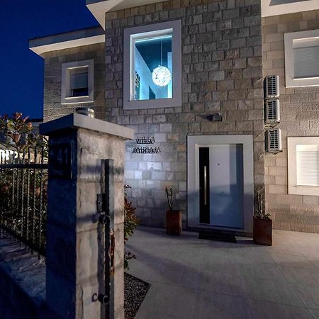 Luxury Villa Miriam With Private Pool And Jet Pool Near Dubrovnik Ivanica Luaran gambar