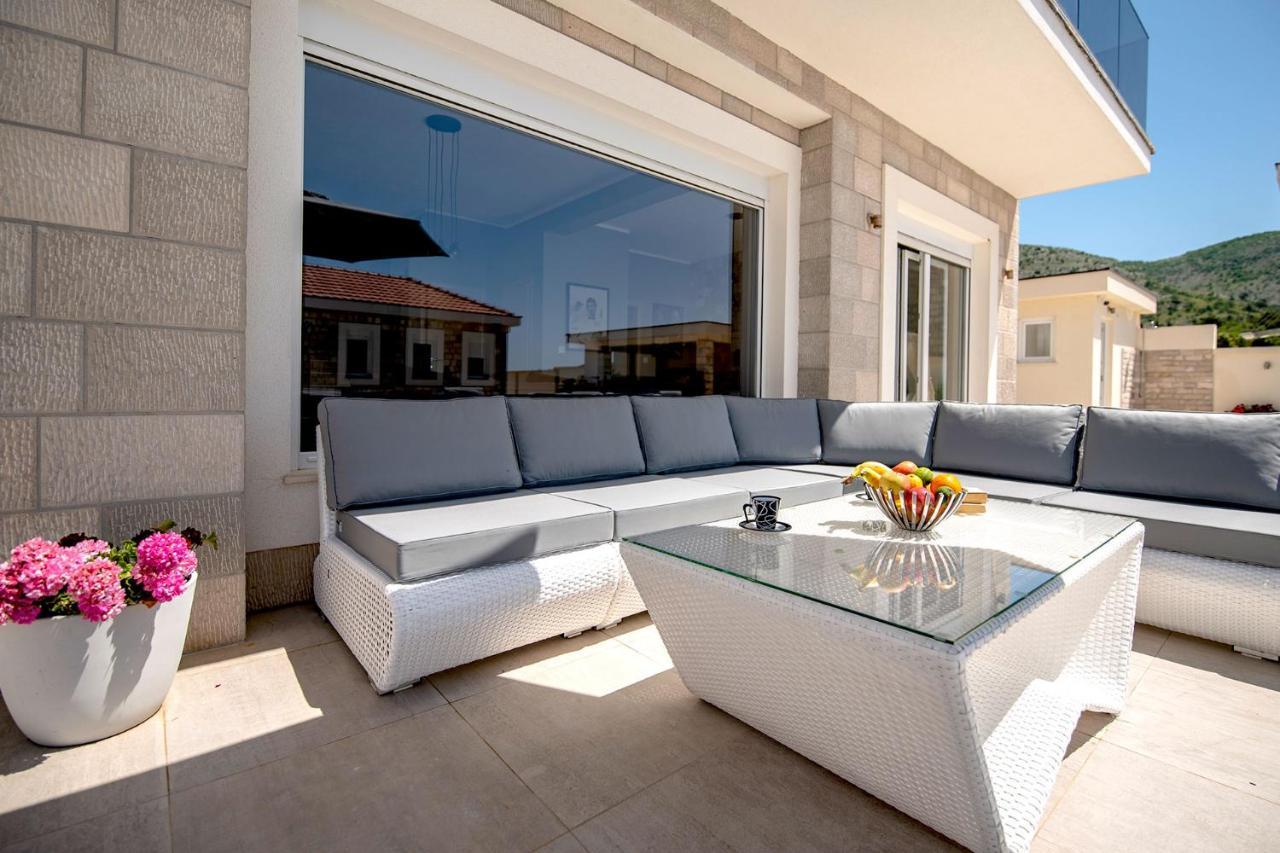 Luxury Villa Miriam With Private Pool And Jet Pool Near Dubrovnik Ivanica Luaran gambar